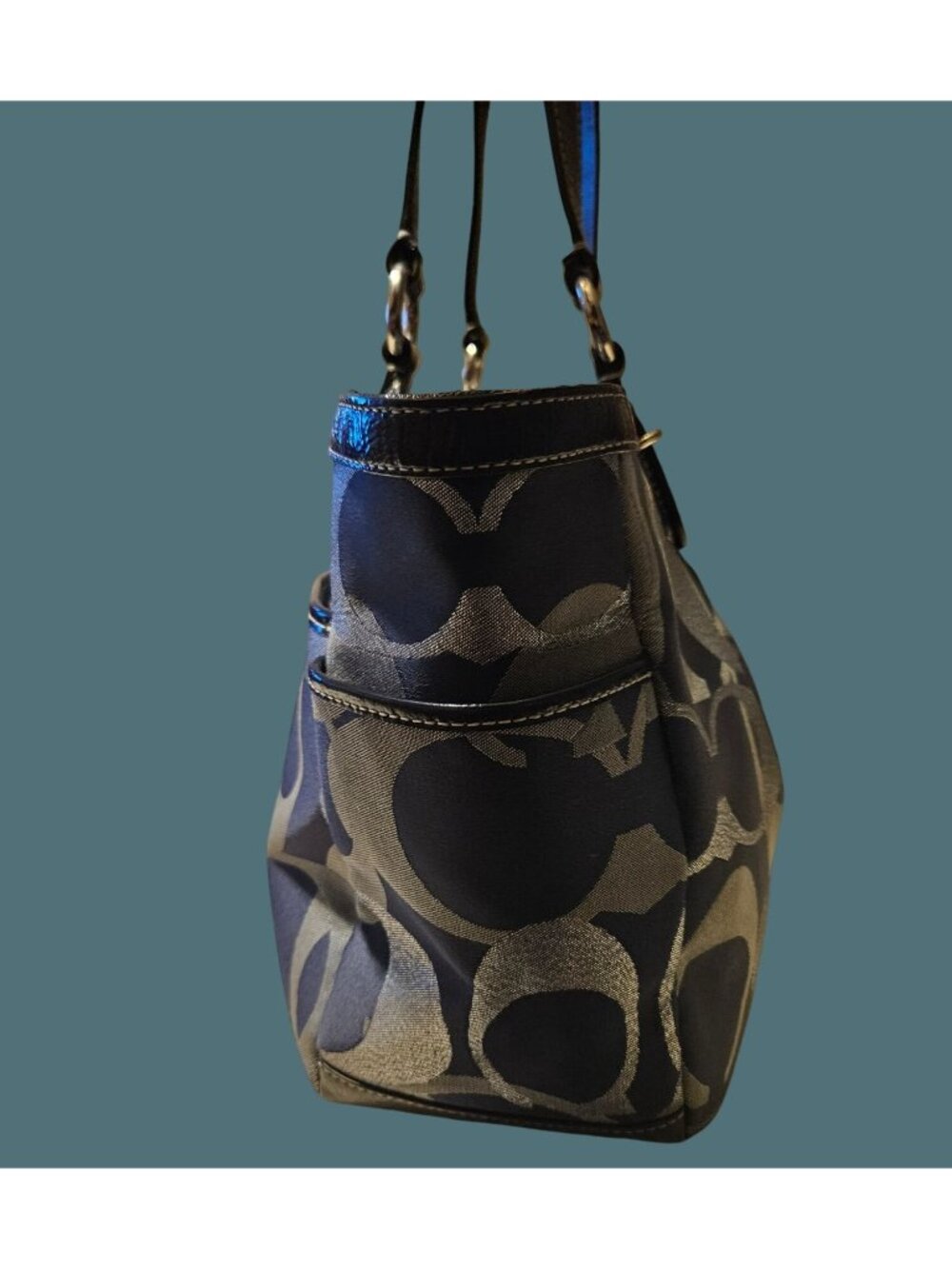 Coach Optic Signature Jacquard & Patent Leather Metallic Gallery Shoulder Tote - Picture 4 of 16
